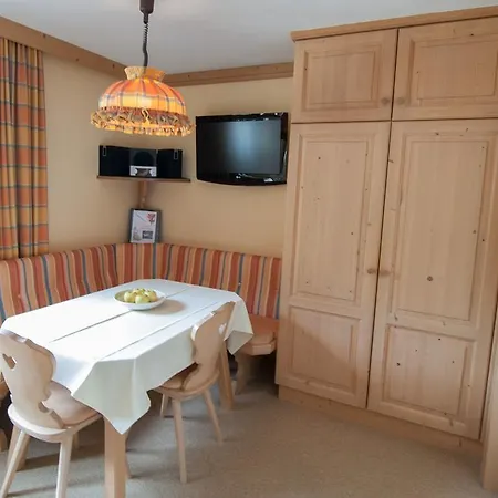 Strolz Guest house 3*
