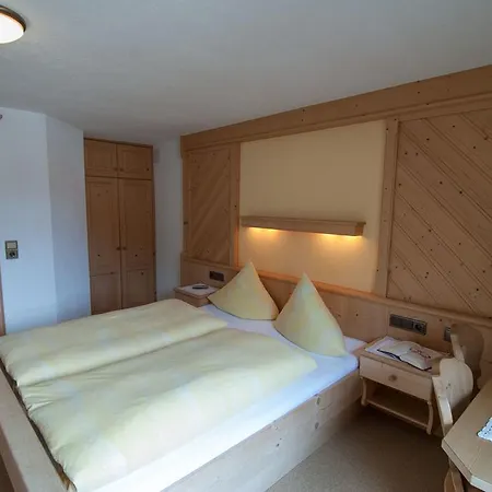 Strolz Guest house Bichlbach